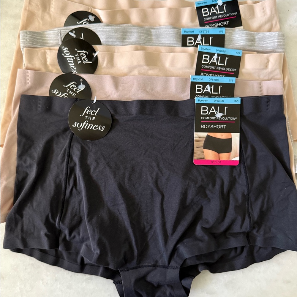 BALI Women's Soft Touch Boyshort Panty, DFSTBS - size S/5